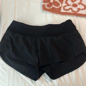 Speed up Lululemon shorts in the color Black